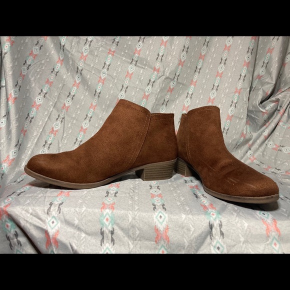 Arizona Jean Company Shoes - Brown Boots